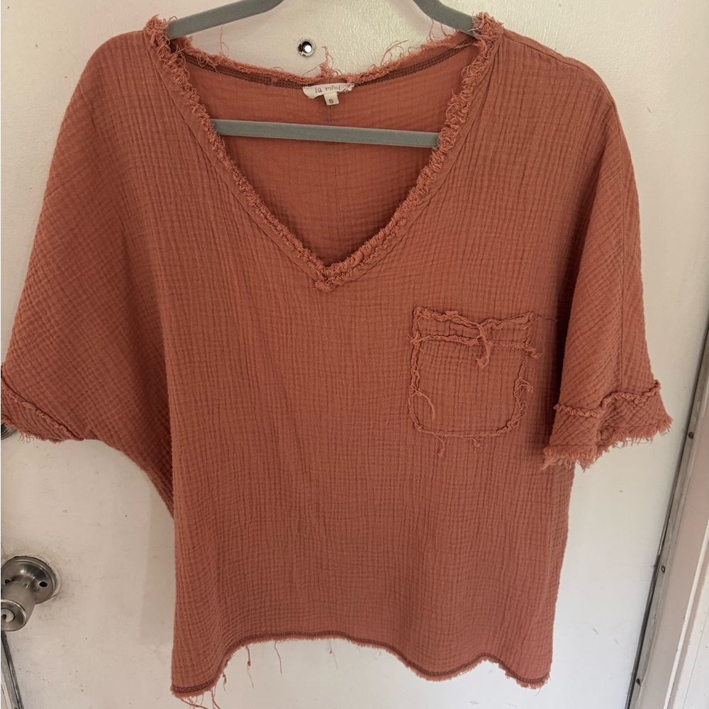 Fits like a Medium - Women's Frayed Hem V-Neck Top - Rust